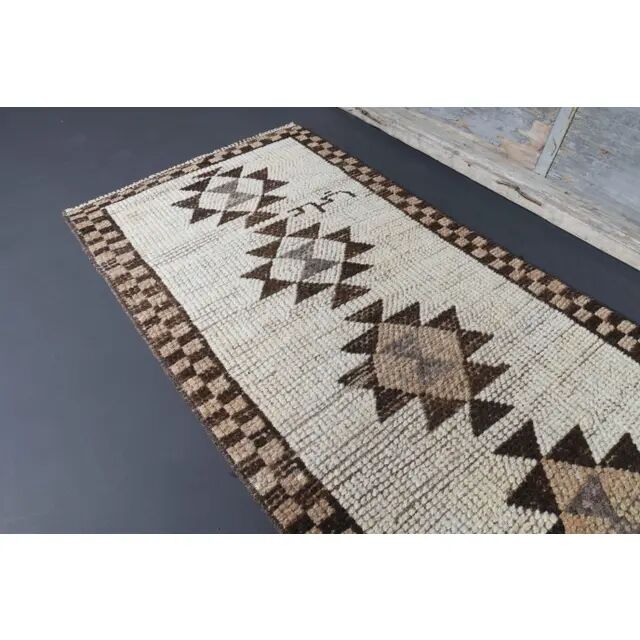 1970s Vintage Turkish Oushak Diamond Wool Runner 83x343
