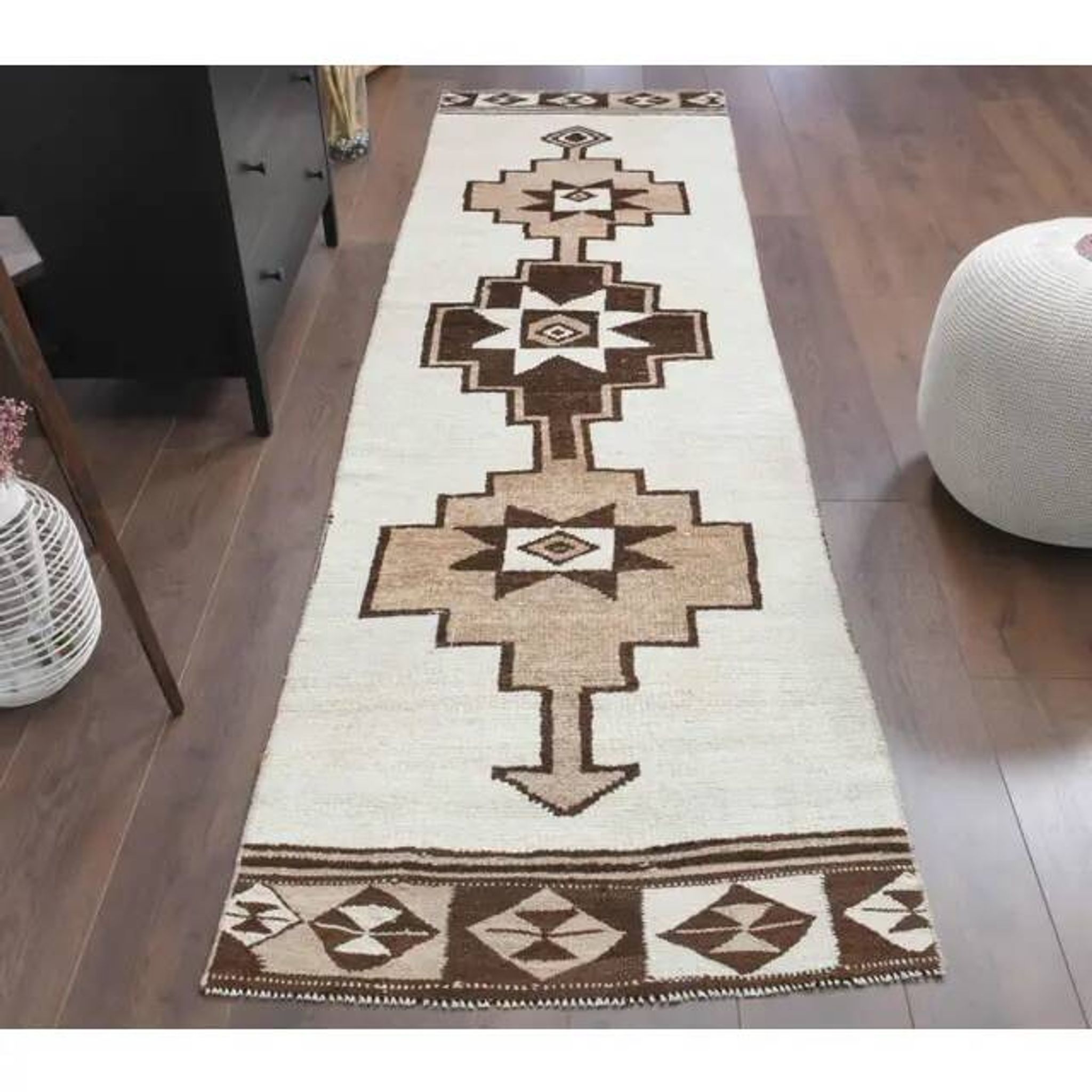 1970s Vintage Turkish Hand-Knotted Wool Cotton Beige Runner Rug 85x310