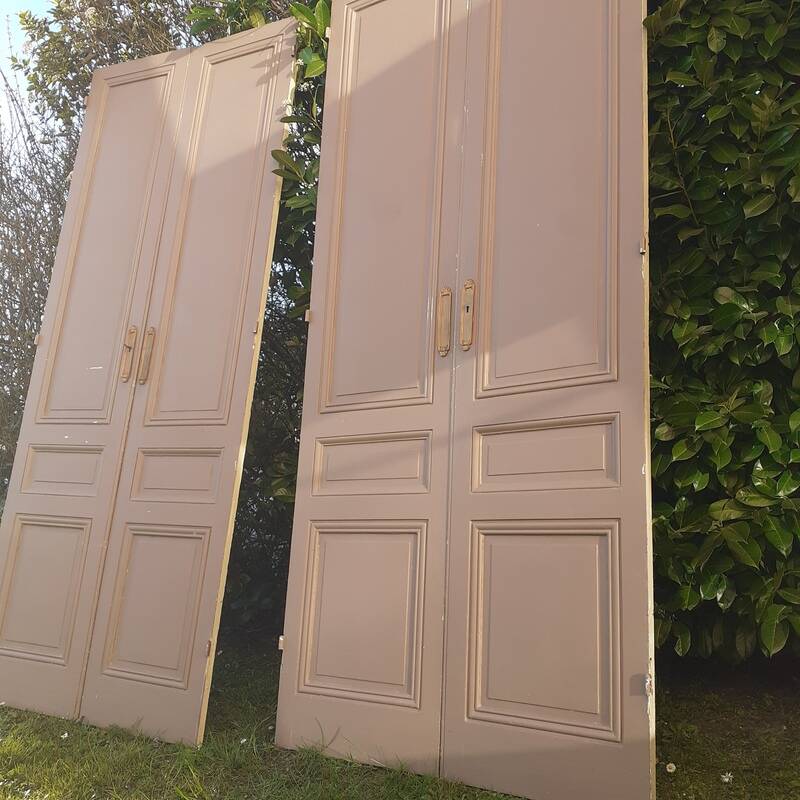 2 pairs of large 19th-century Haussmann-style cupboard doors.