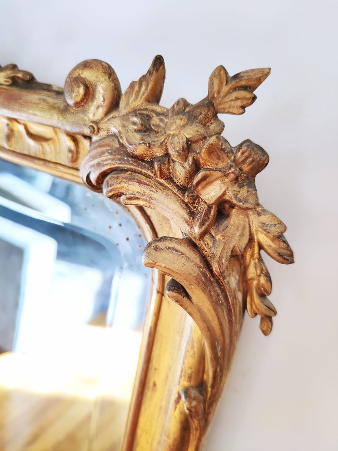 Large gilded mirror louis XV rockery  142x99cm