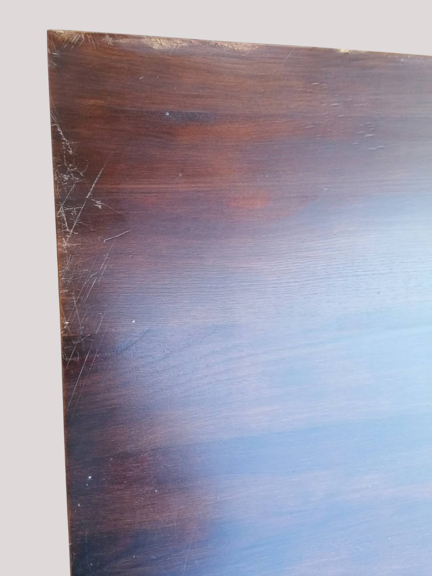 Small English desk inspired by Louis XVI - Dark academia.