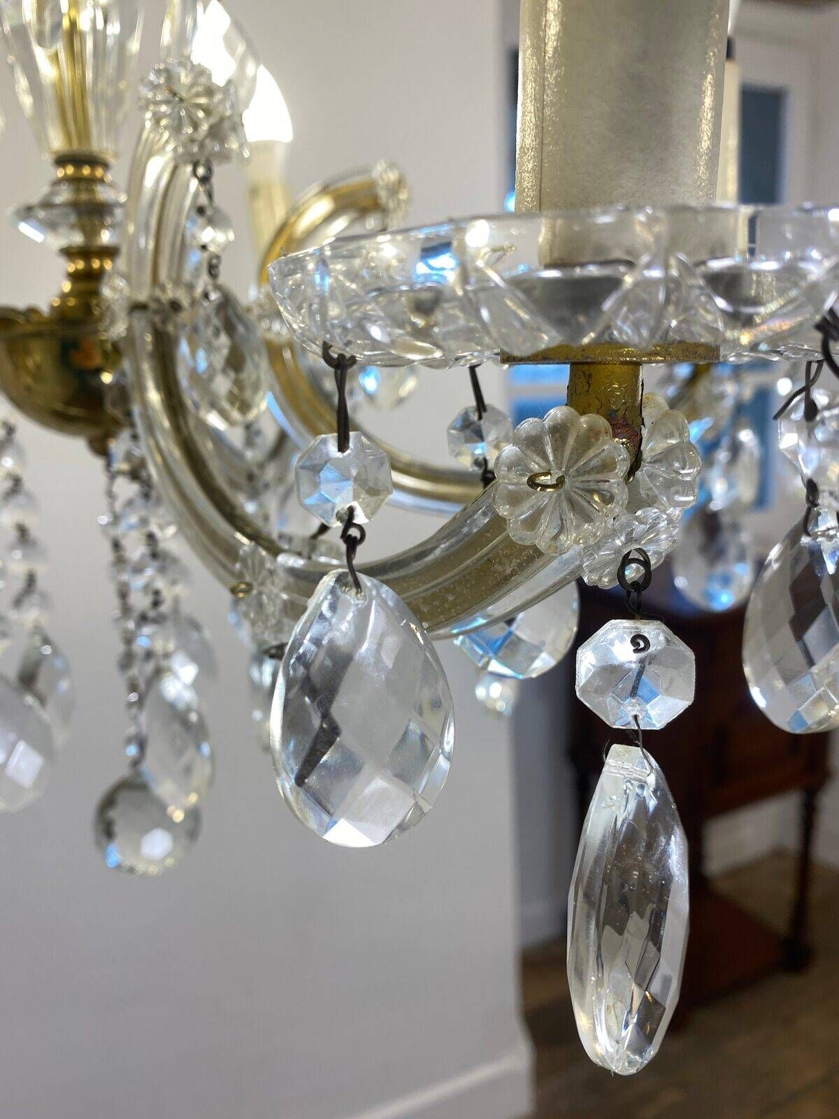 Louis XV style chandelier, glass pendants, 6 lights
