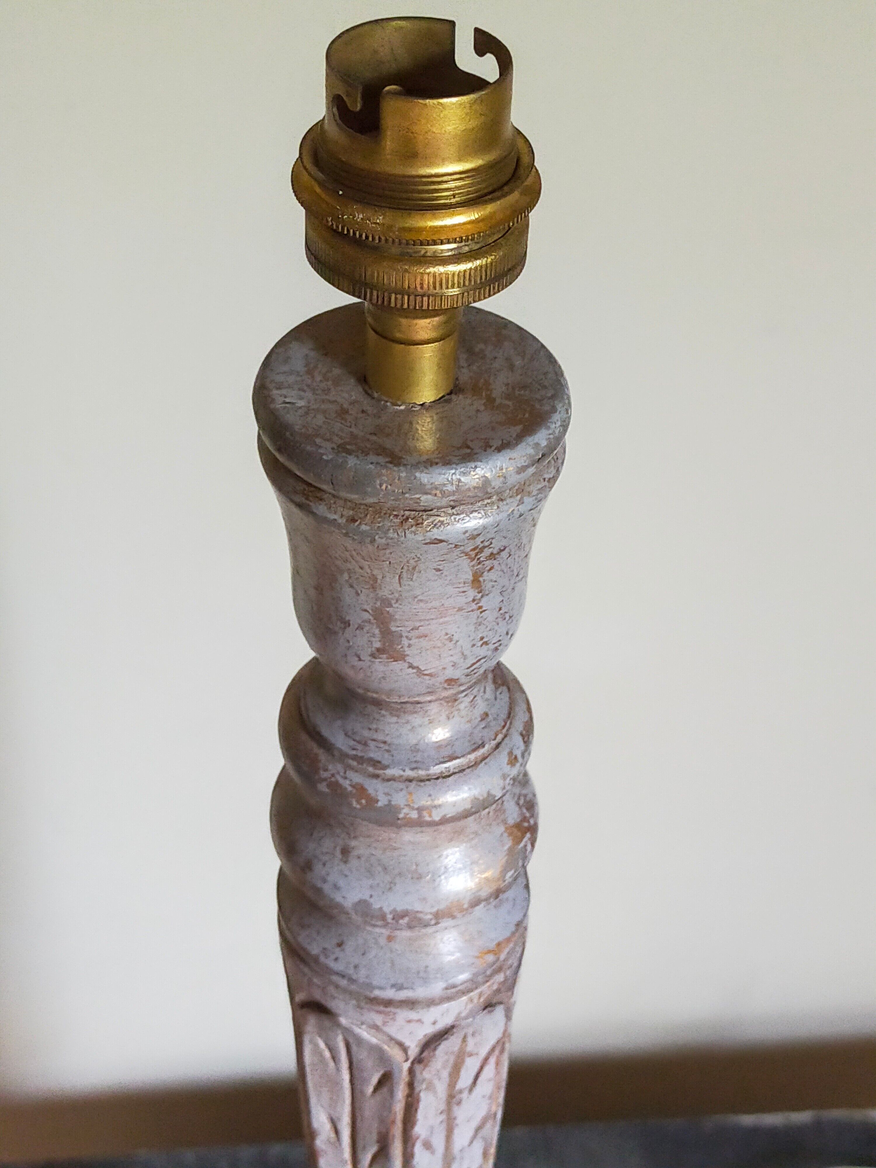 Foot of lamp turned wood carved patina old nineteenth