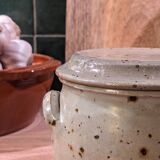 Ceramic pot