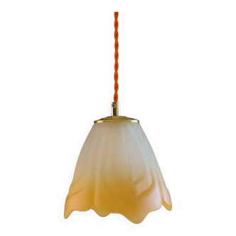 Plafonnier français ancien en verre opalescent et orange, suspension française - vers 1960