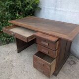 Administrative adult desk