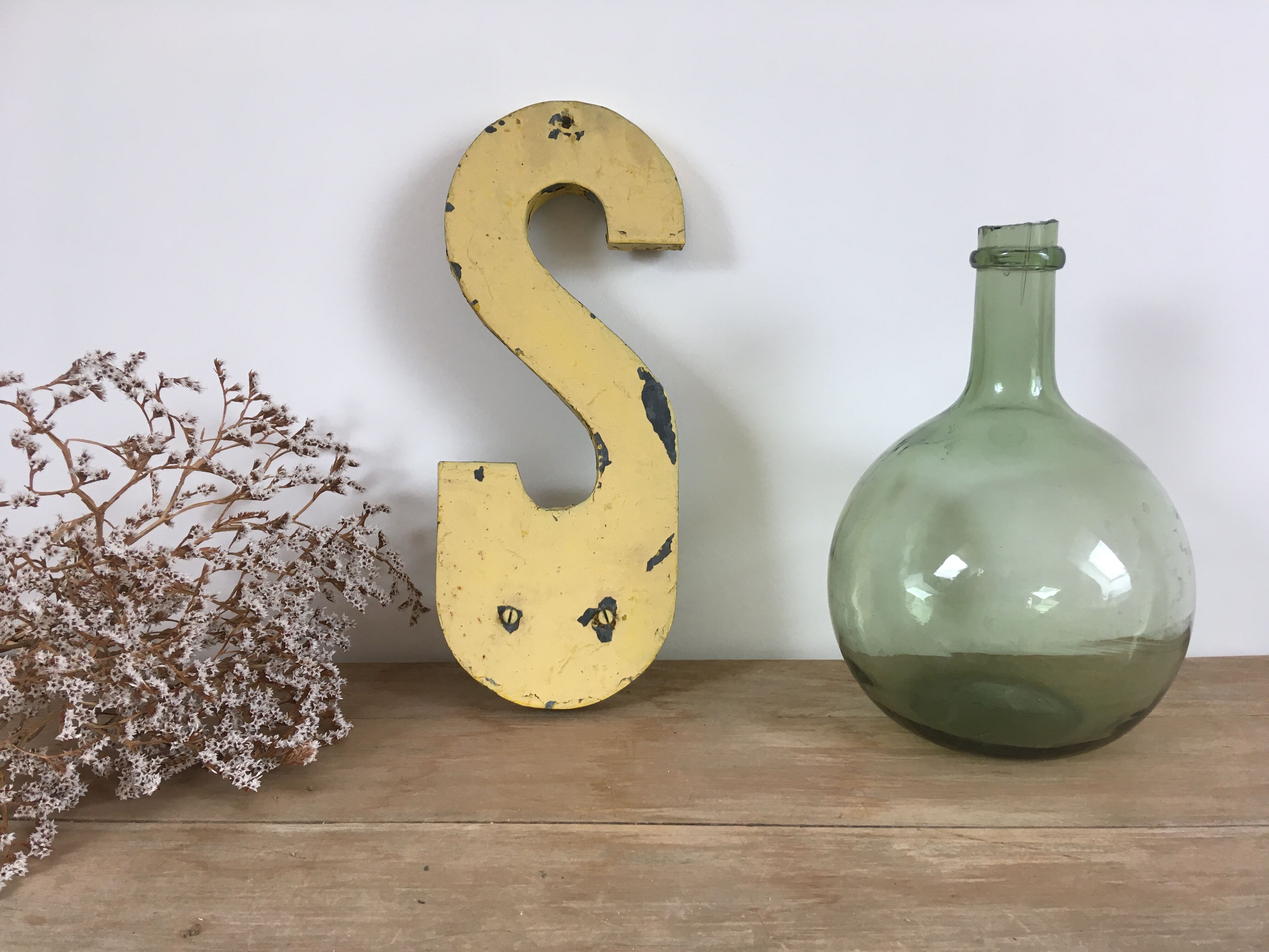 Vintage yellow sign letter S