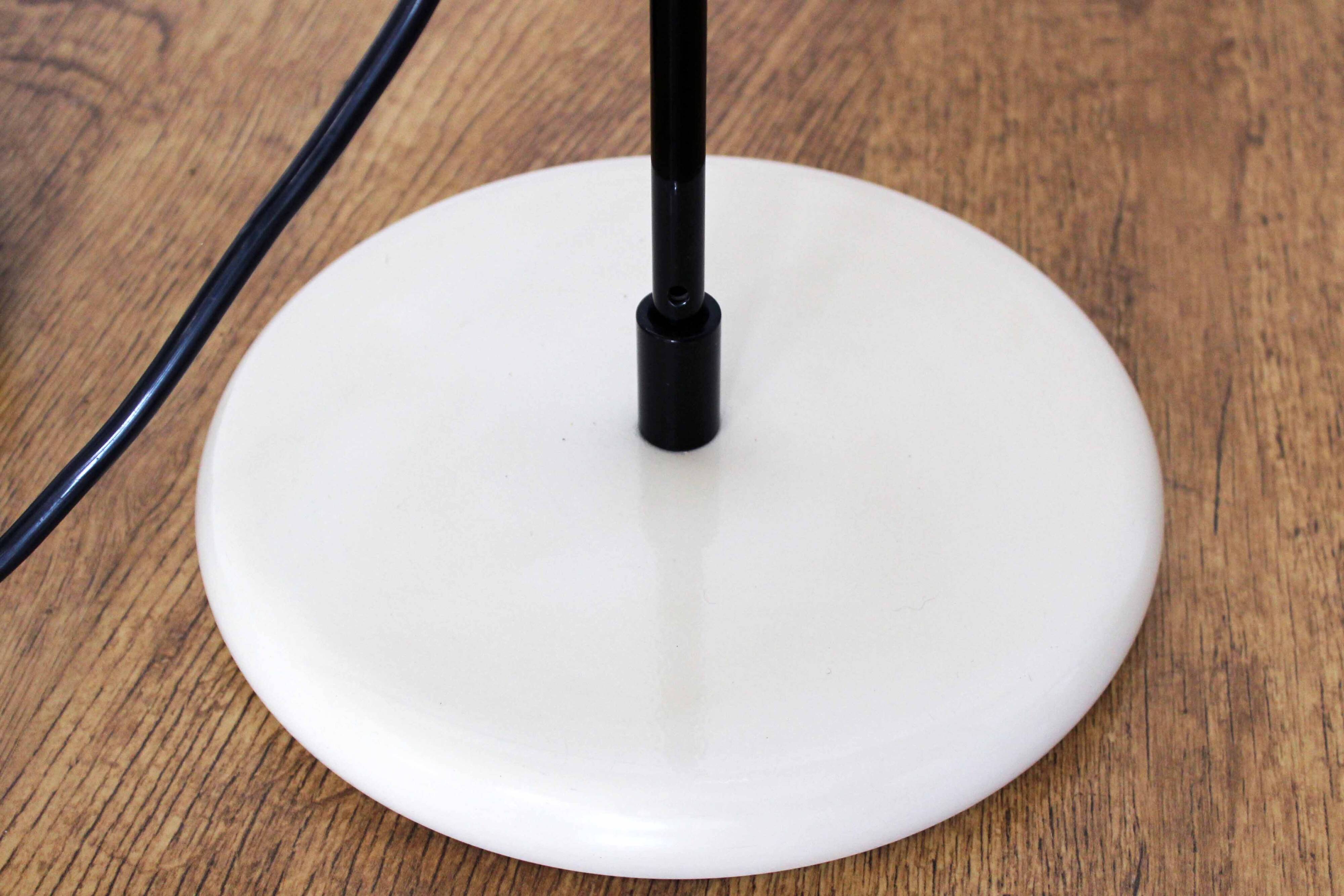 Floor lamp by Joe Colombo model 626 produced by Oluce