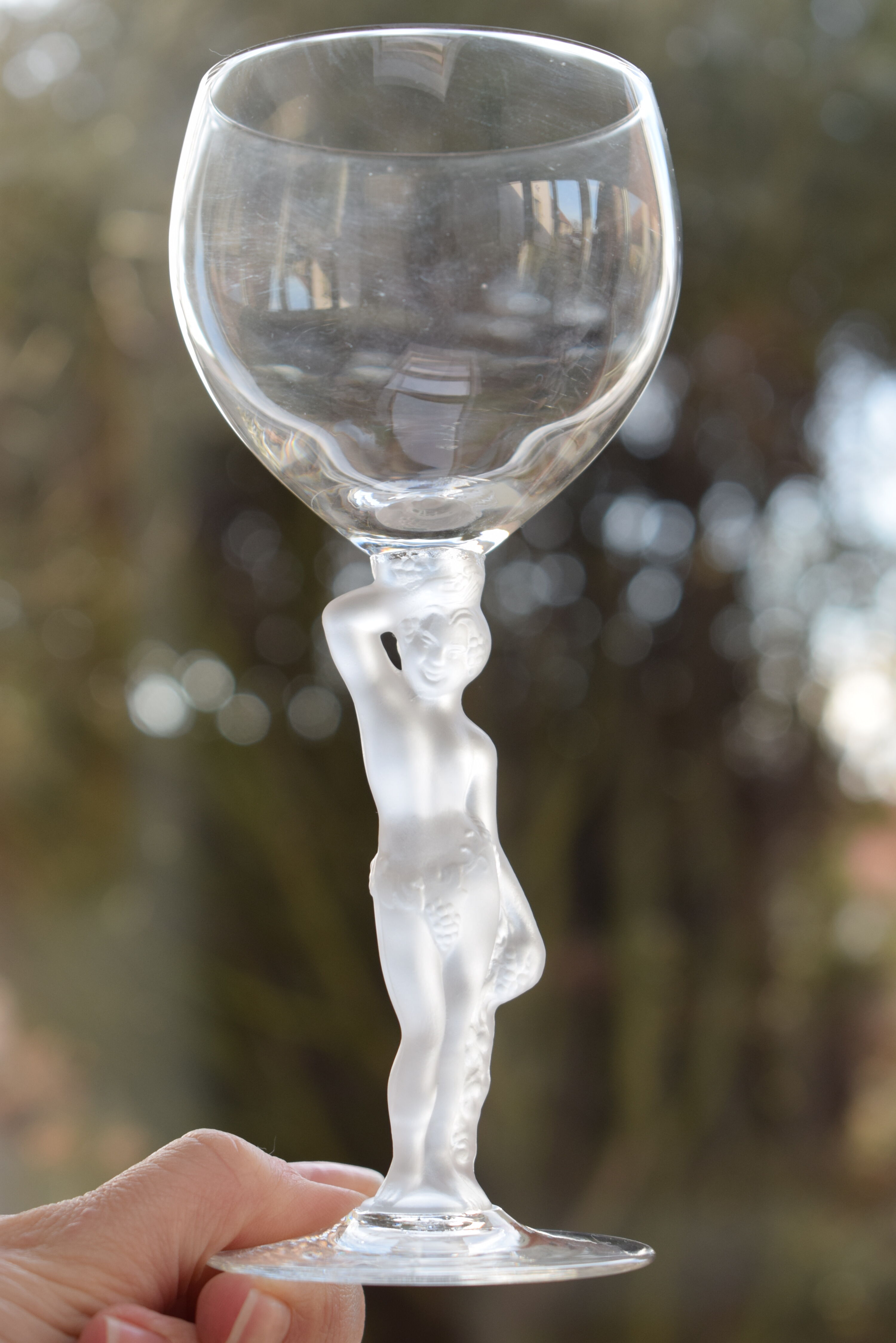 Set of 2 vintage Bayel crystal wine glasses