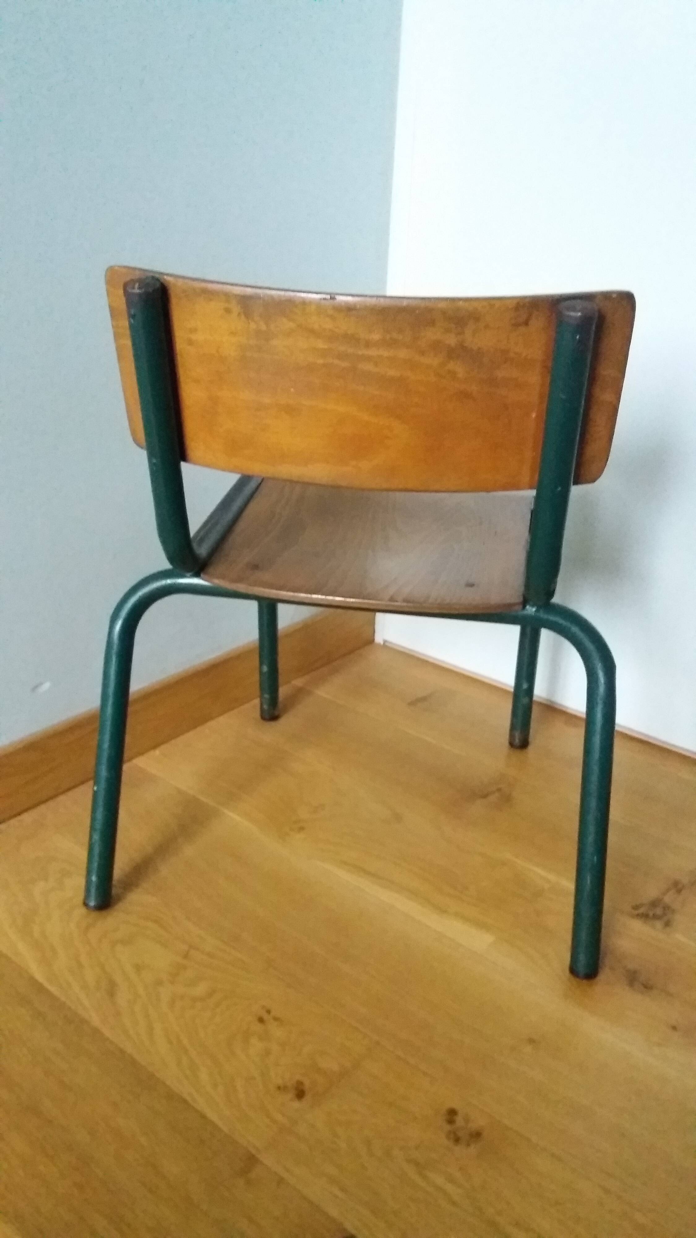 Chaise d’école enfant