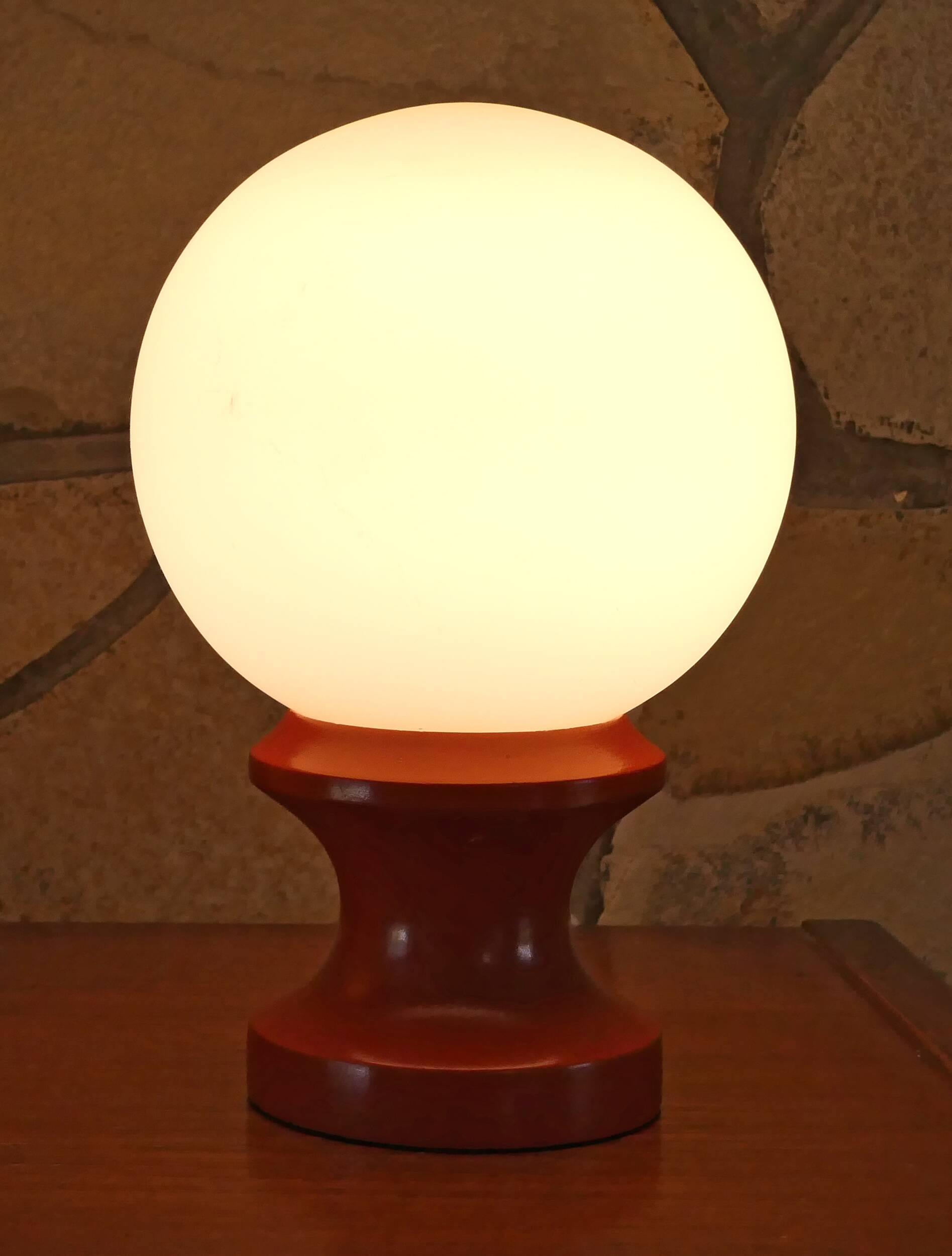 Table or bedside lamp orange wood and opaline vintage 70's hustadt