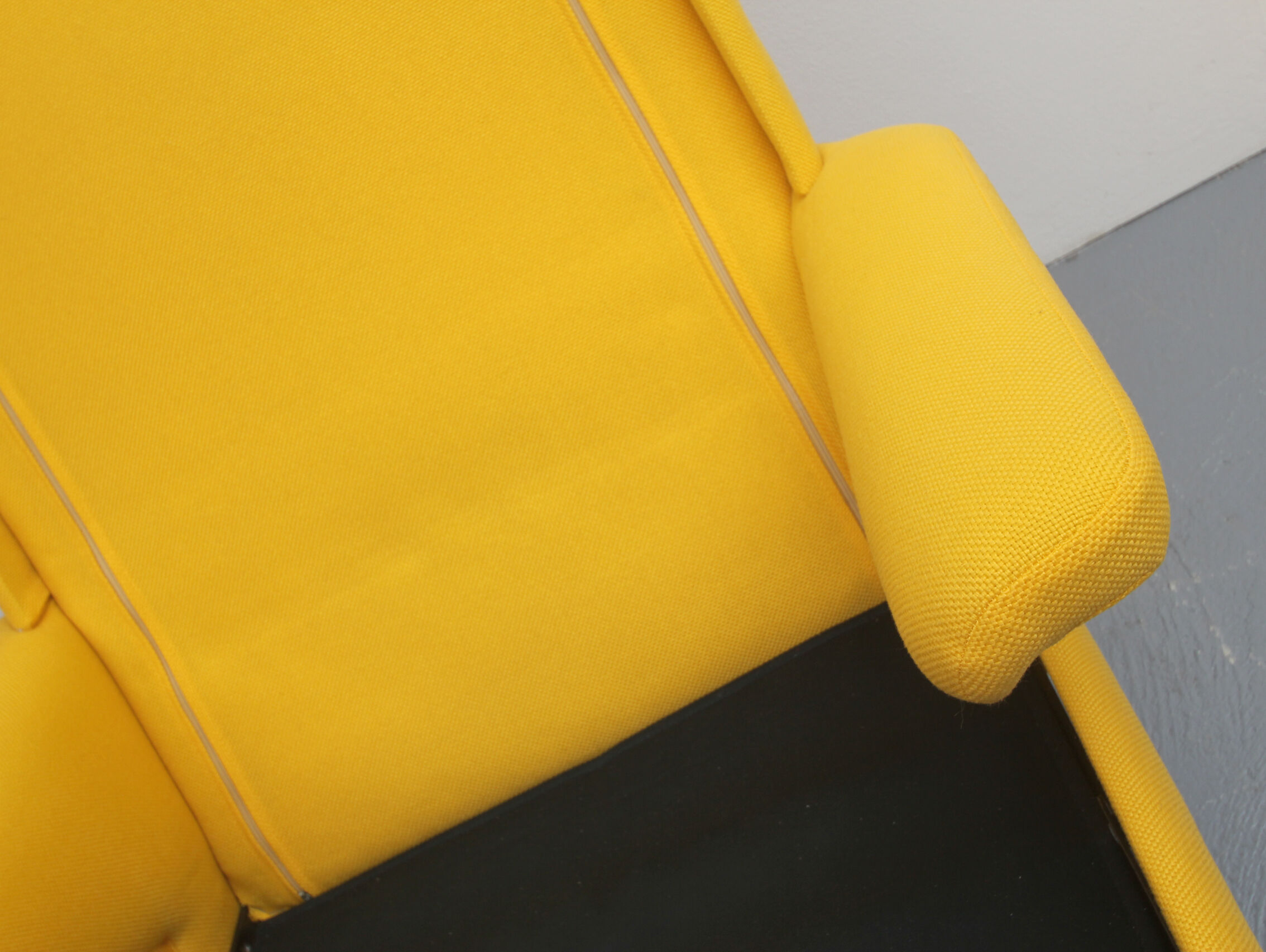 1970s swing-chair yellow Cor, design Reinhold Adolf