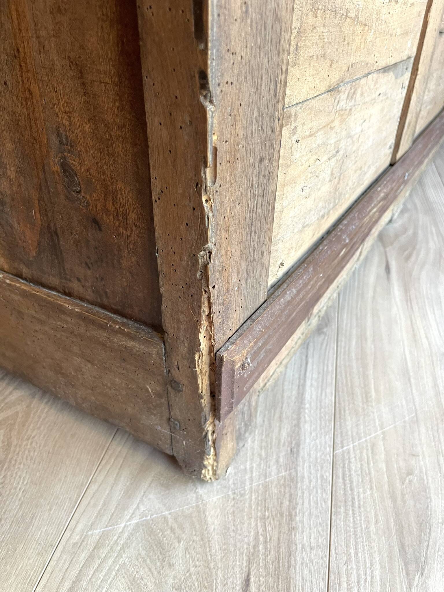 Buffet, very old, made of patinated solid wood - 19th century / early 20th century
