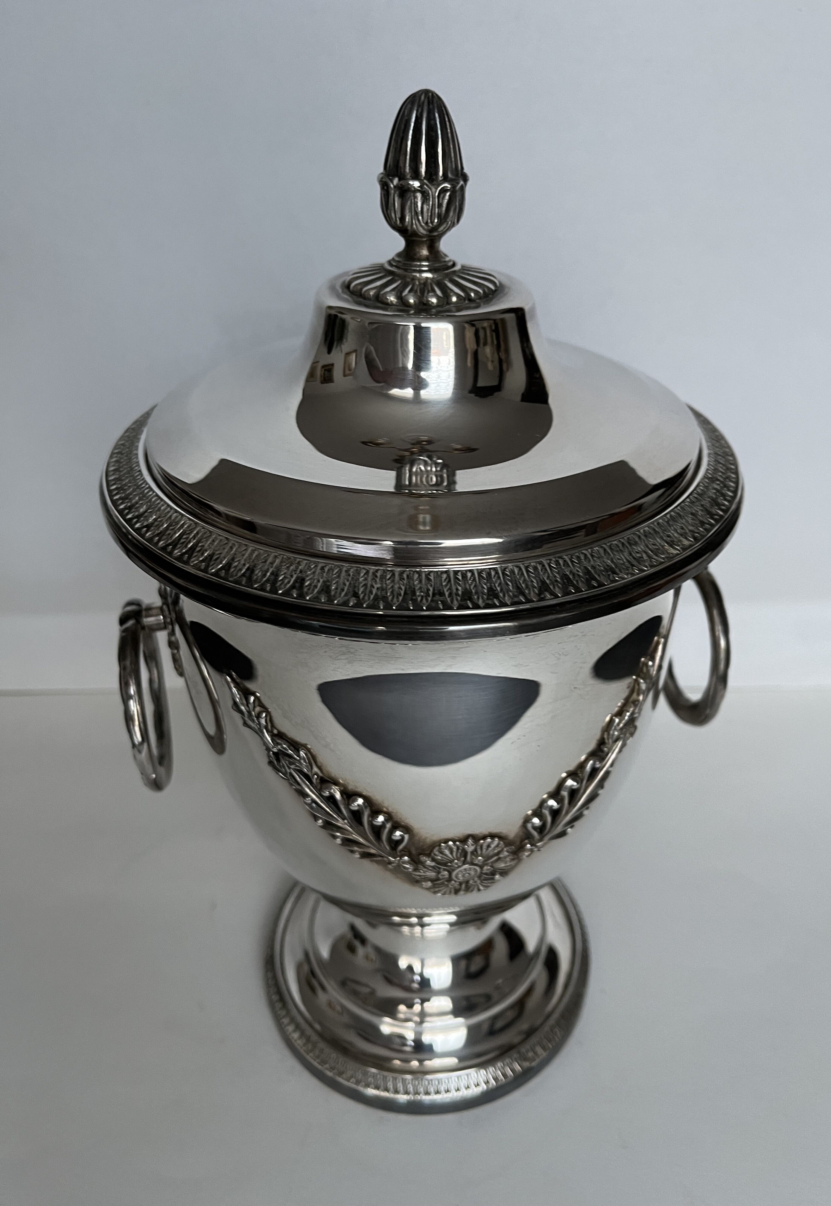 Silver metal ice bucket
