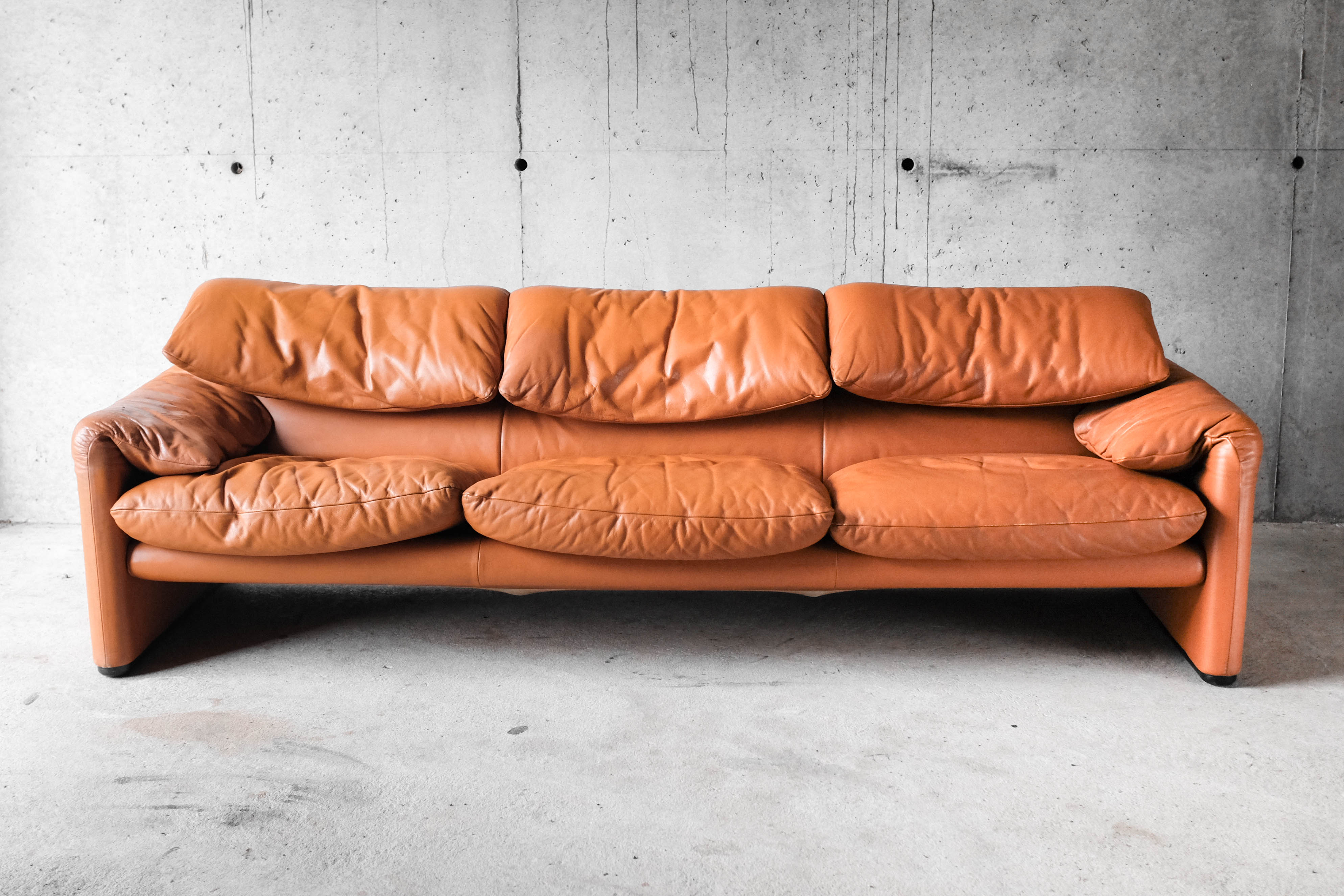 Sofa Maralunga leather camel 3 places, Vico Magistretti for Cassina