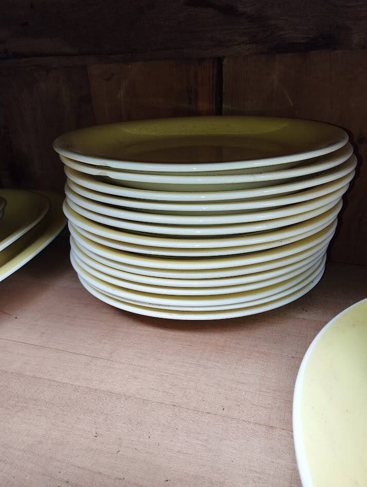 Villeroy & Boch dinnerware set