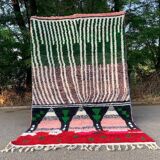 Beni Ourain Berber rug, handwoven in traditional style, size 200 x 300 cm.