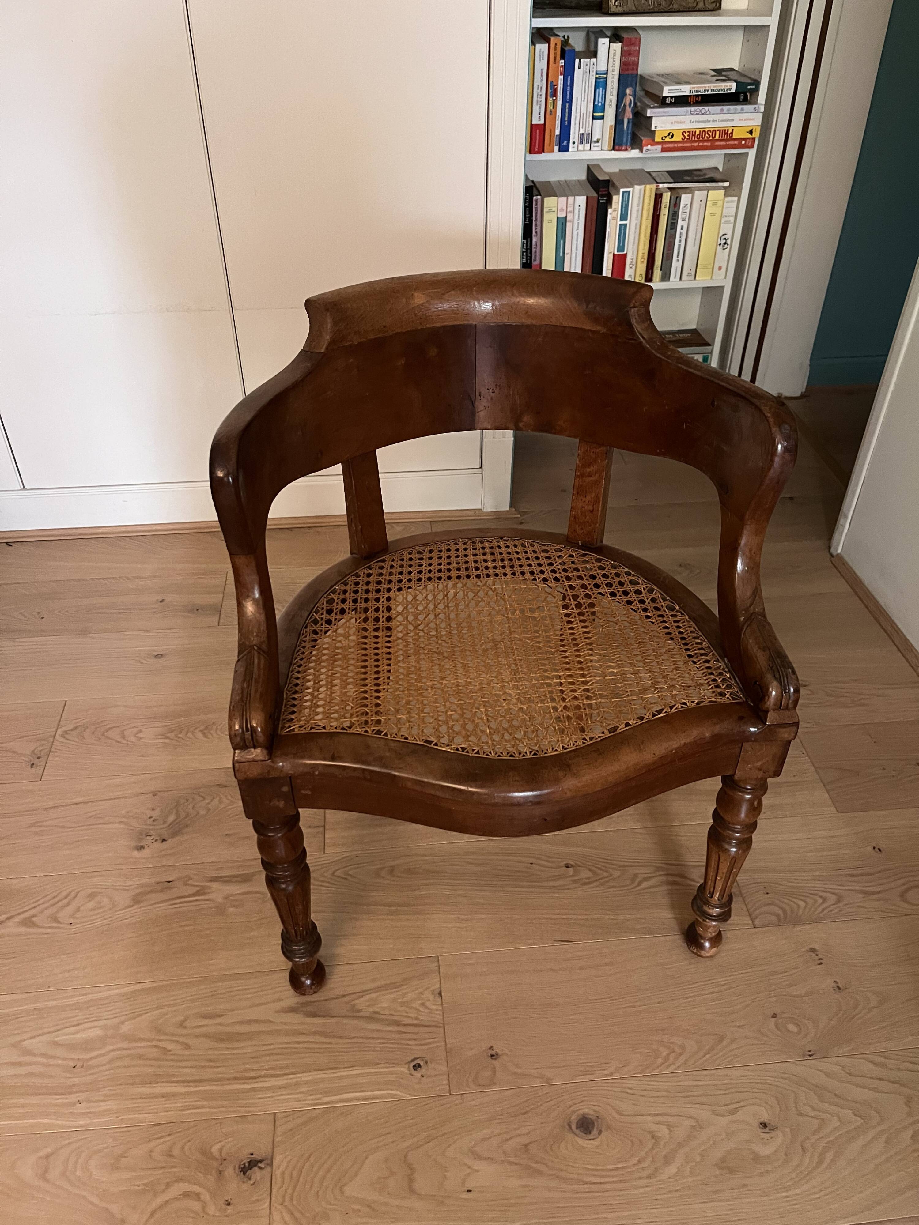 Fauteuil de bureau en bois canné 19e s