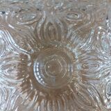 Plafonnier ancien en verre moulé