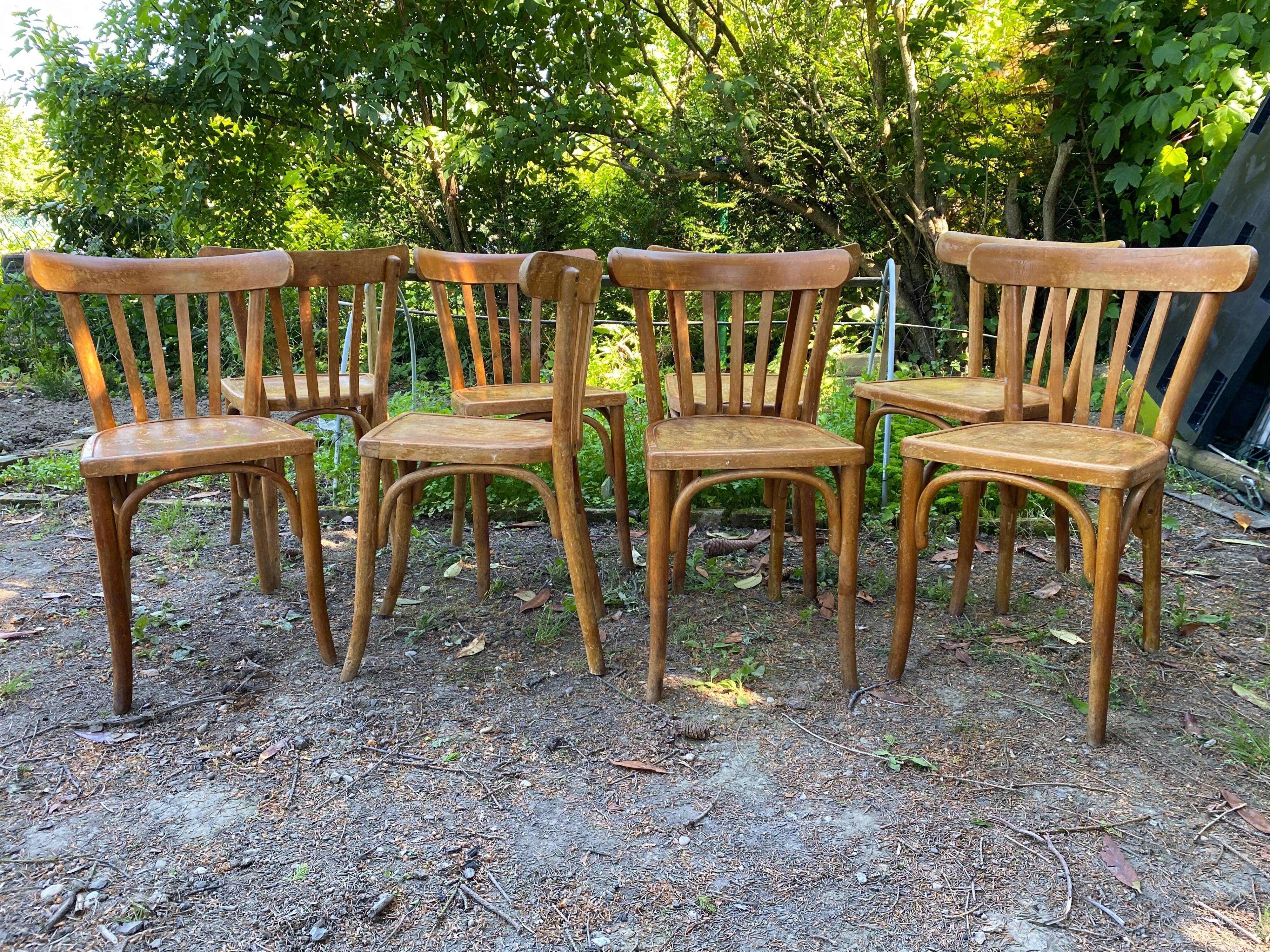 Lot de 8 chaises de bistrot vintage 1950