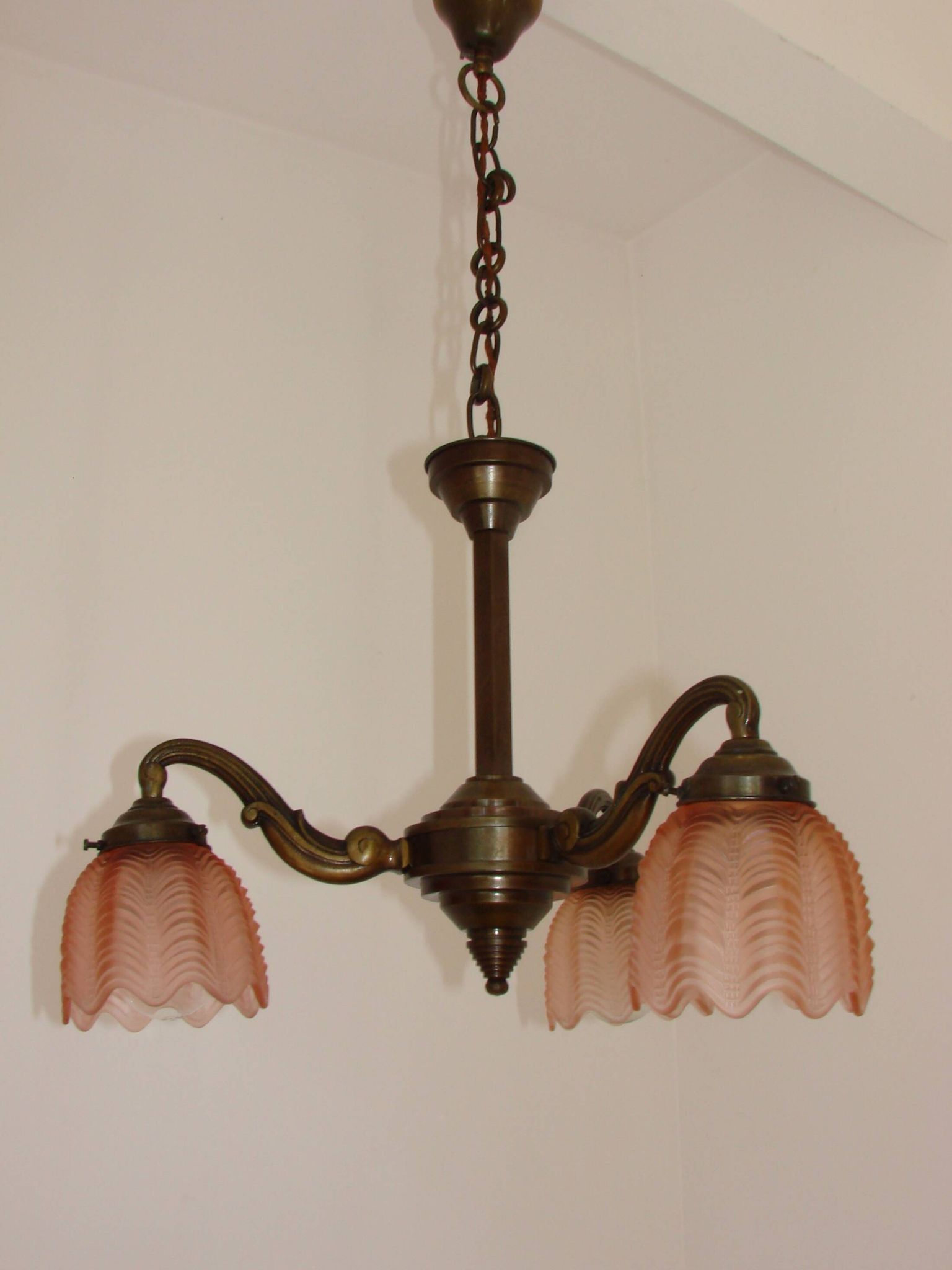 Chandelier en bronze Art Déco, années 1920.