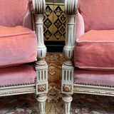 Paire de fauteuils - bergères de style Louis XVI