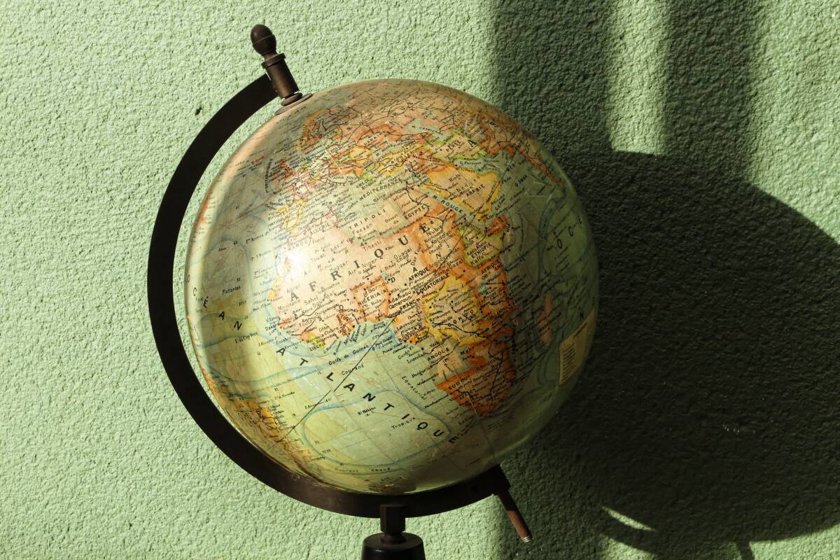 Terrestrial globe J. Forest, early 20th century