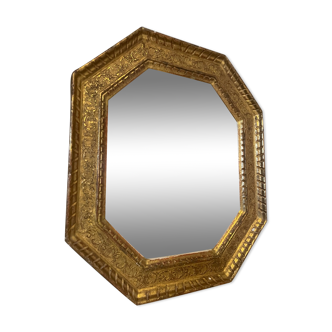 Octagonal mirror