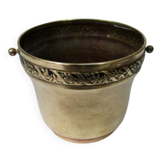 Cache pot ancien en laiton