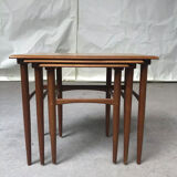 Tables gigognes danoises par Kai Kristiansen