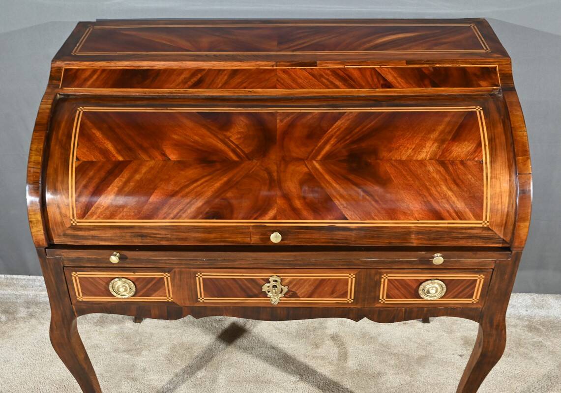 Mahogany and Rosewood Cylinder Desk, Louis XV period – 1st part XVI