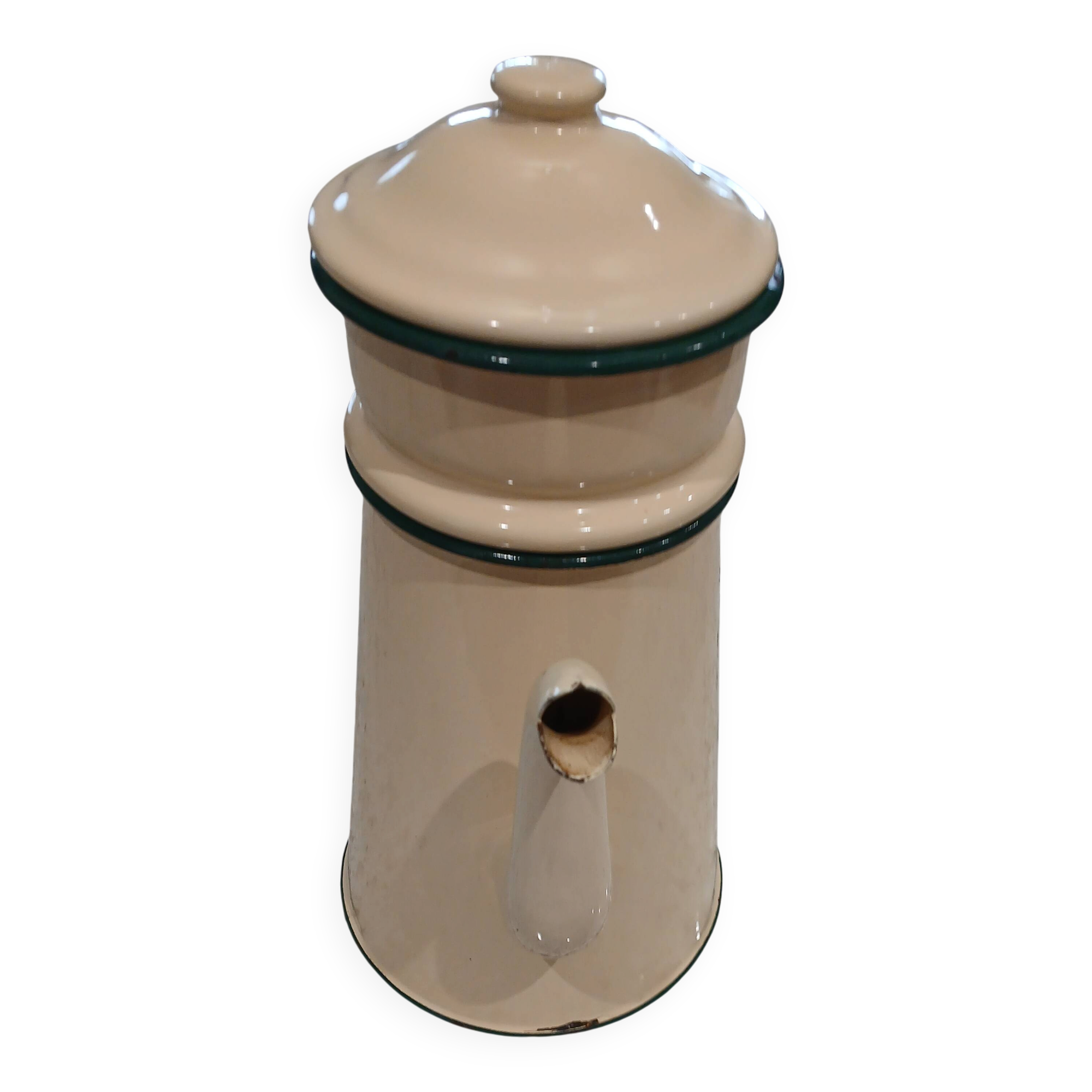 Vintage enamel coffee pot from the 1950s.