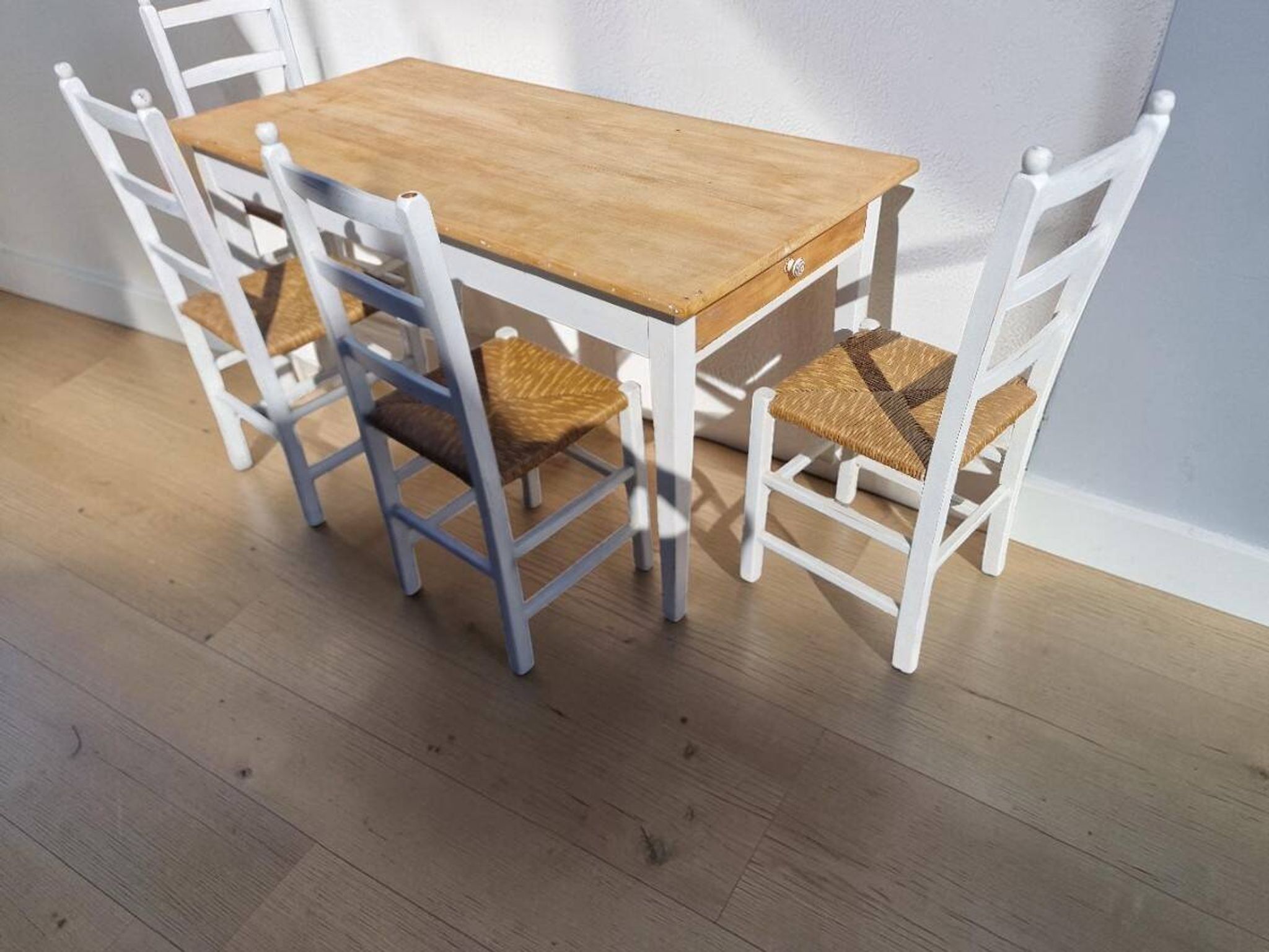 Old farmhouse table + 4 chairs