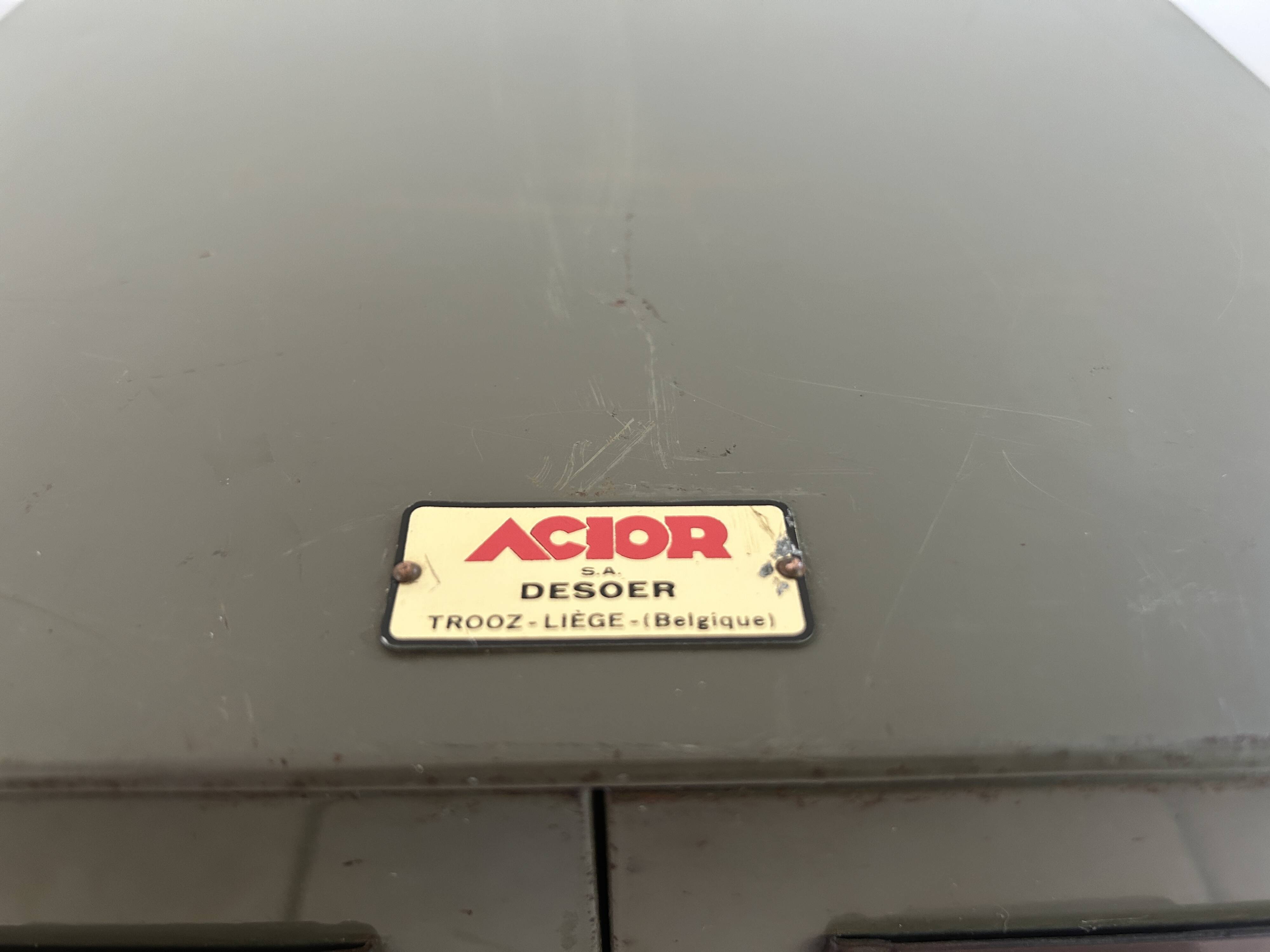 2 INDUSTRIAL lockers from the ACIOR brand