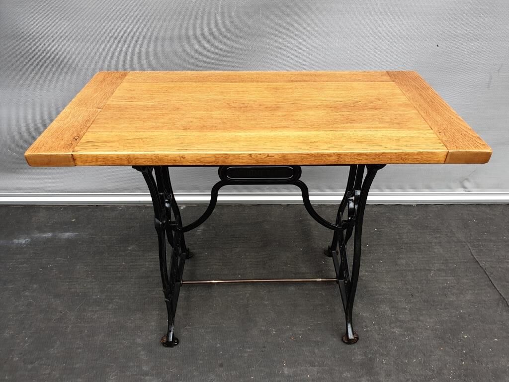 Bistro table 1900 afrana anthime eliot