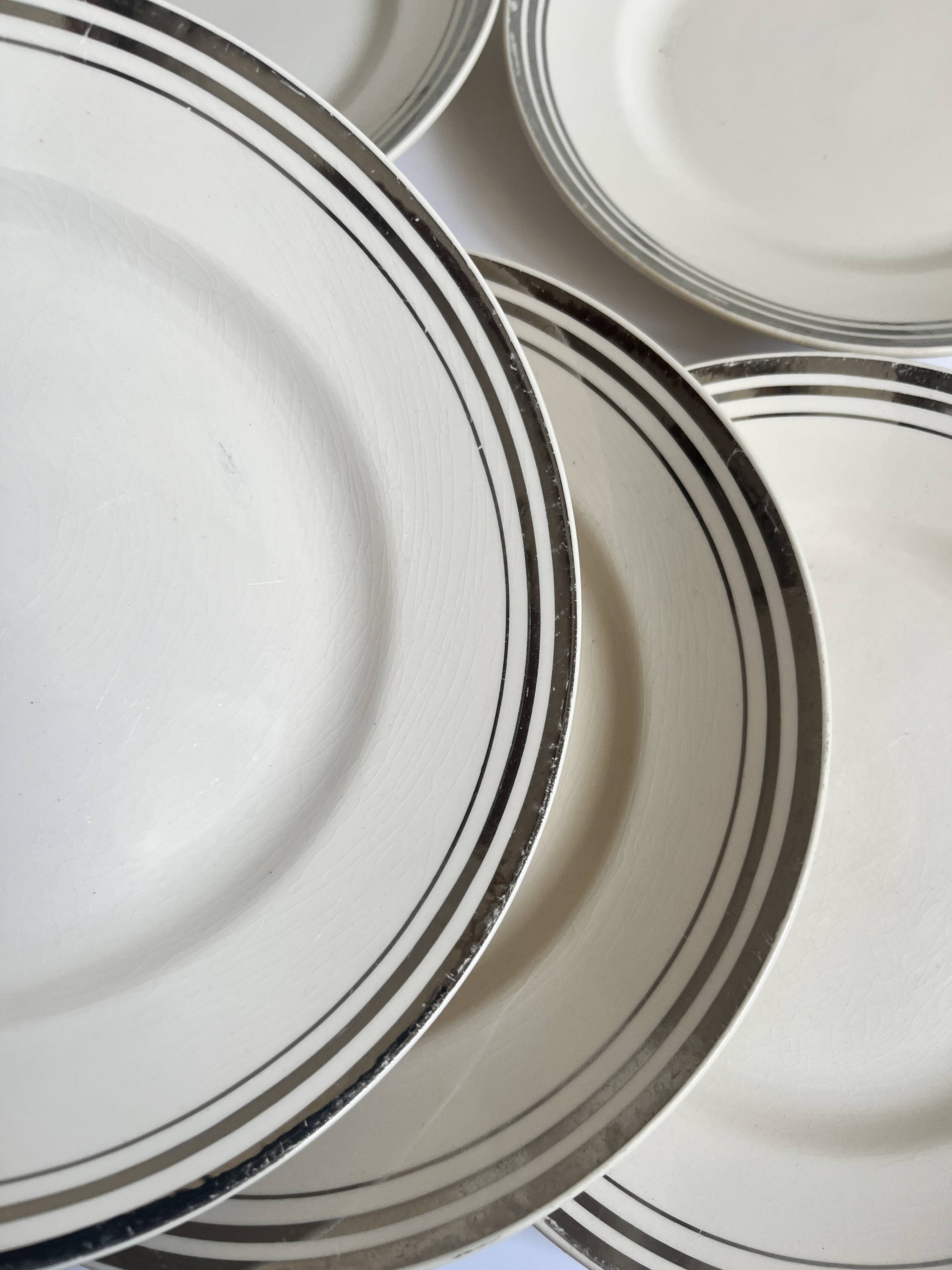 Assiette liseré platine vintage
