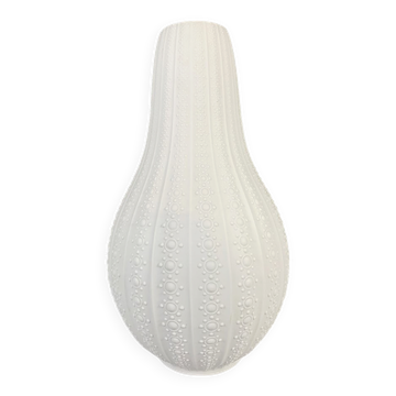 Vase sculpté par Heinrich Calebas