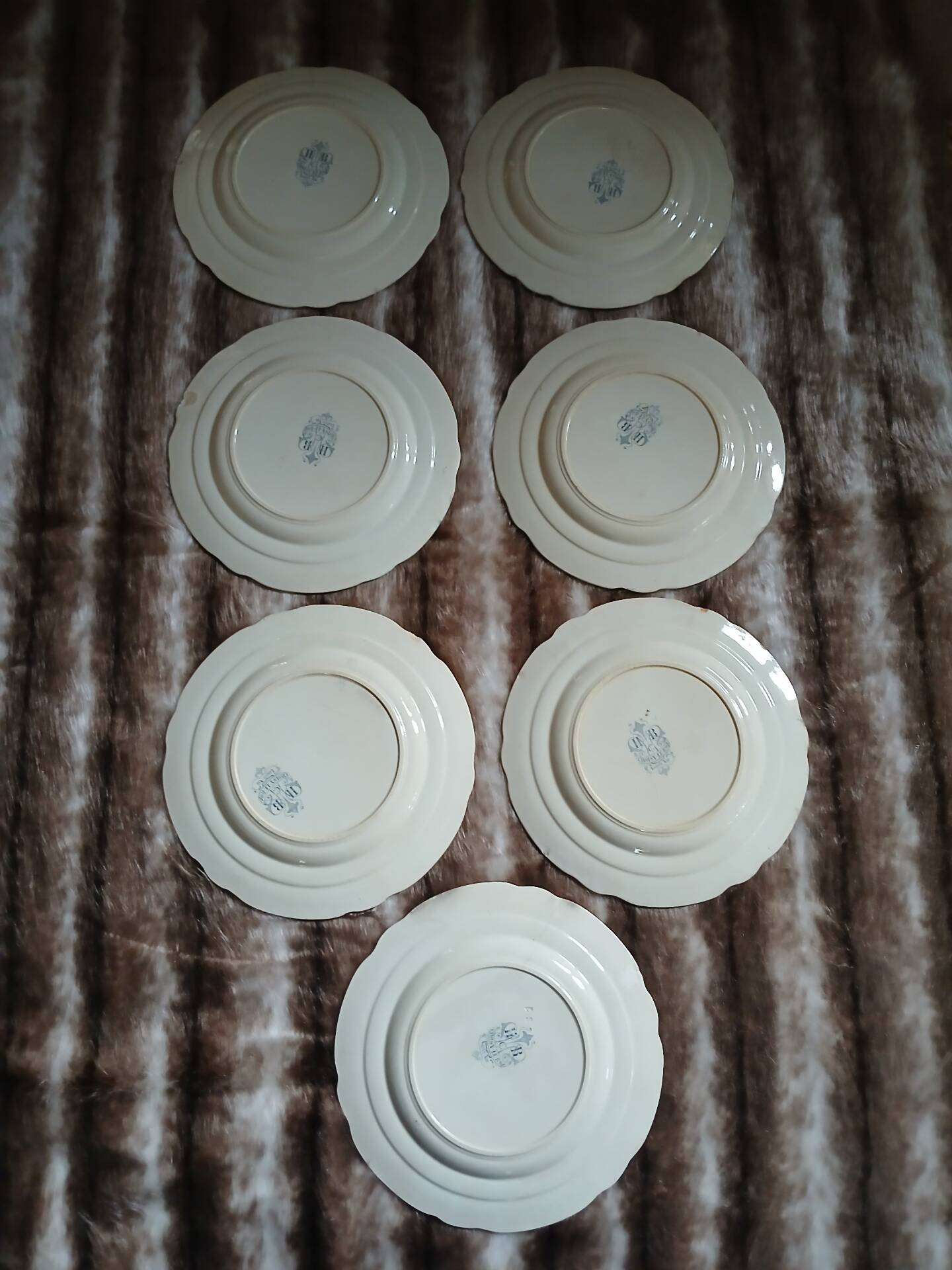10 antique flat plates "Louis XIII" Choisy le Roi