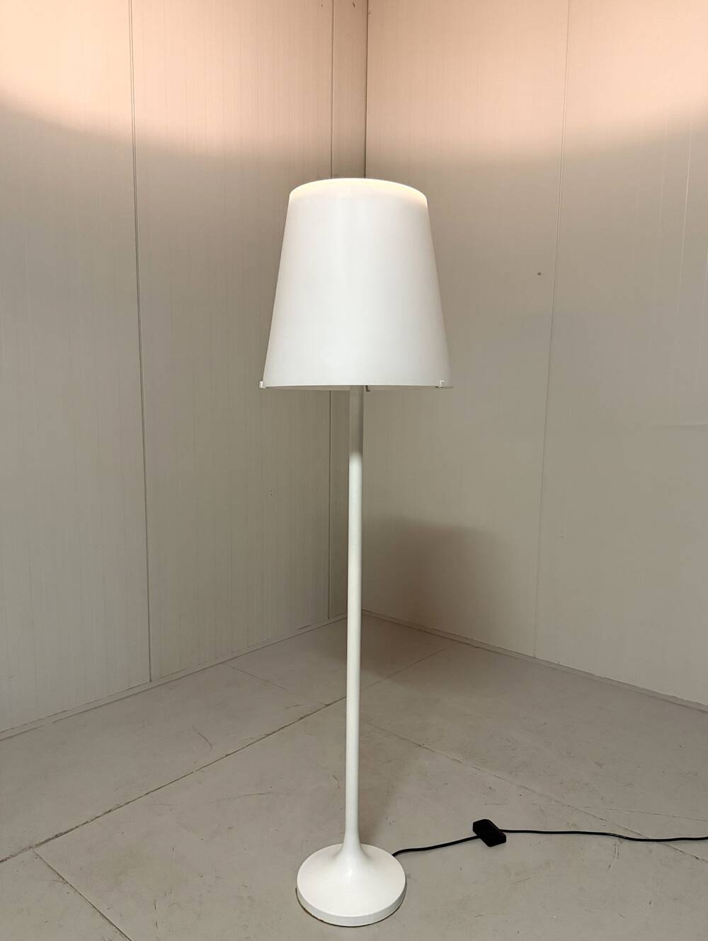 Fontana Arte floorlamp Lumen Italy 1970's