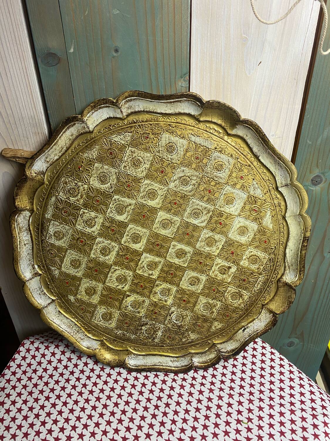 Grand plateau en bois florentin vintage