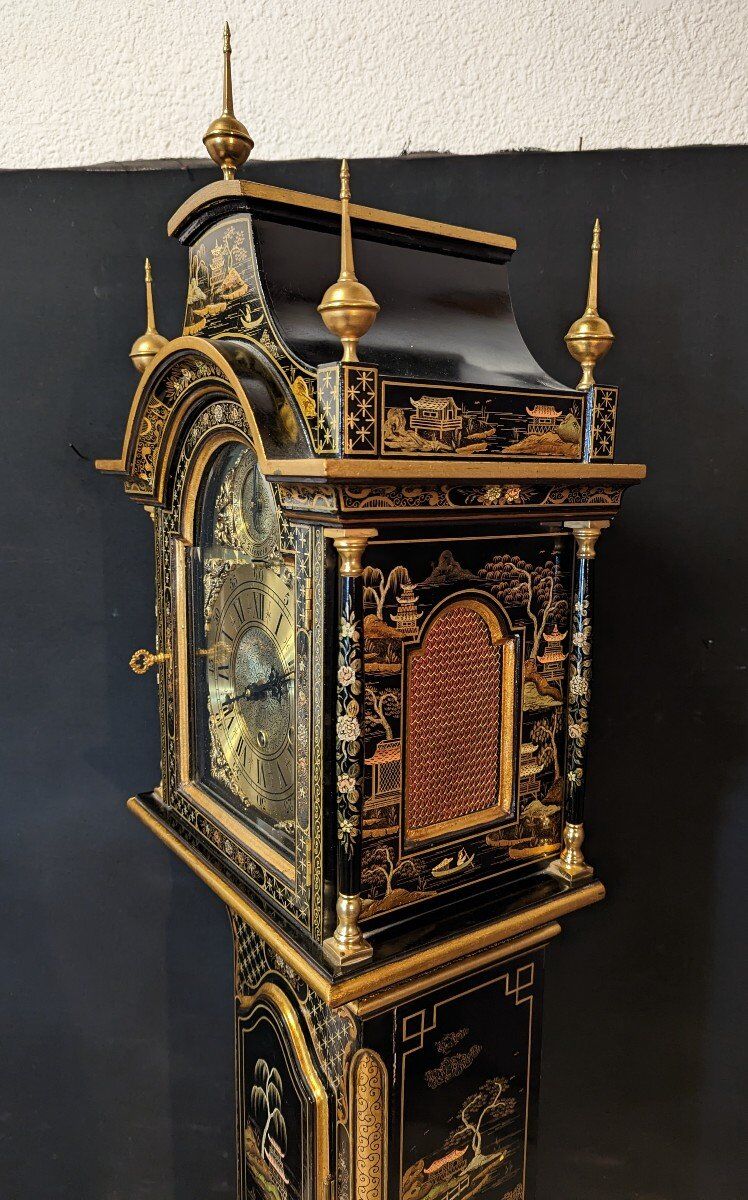 Comtoise clock of asian parquet