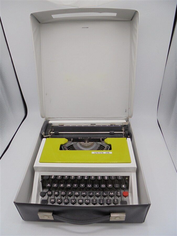 Union typewriter model 316
