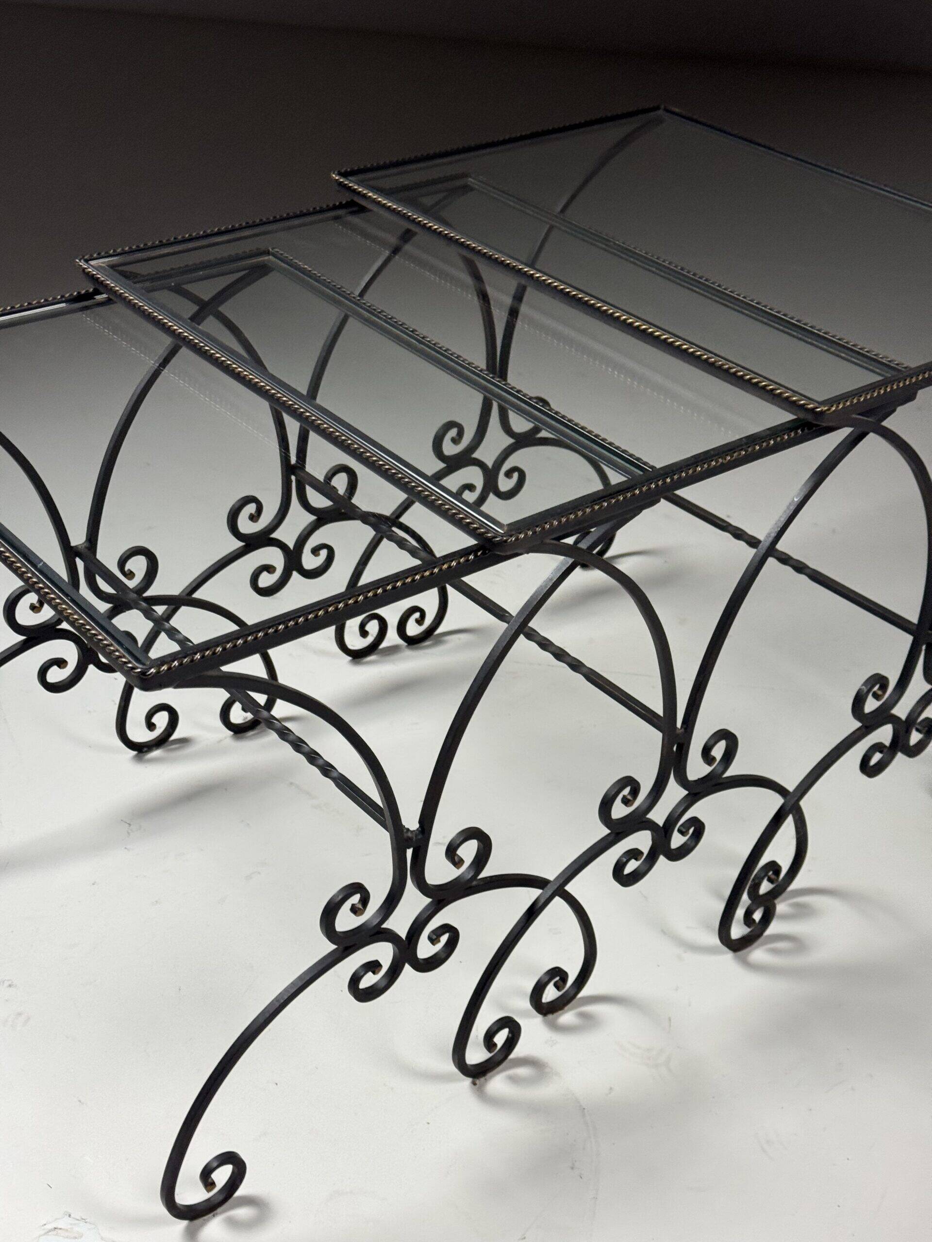 Set of 3 metal nesting tables 20th century