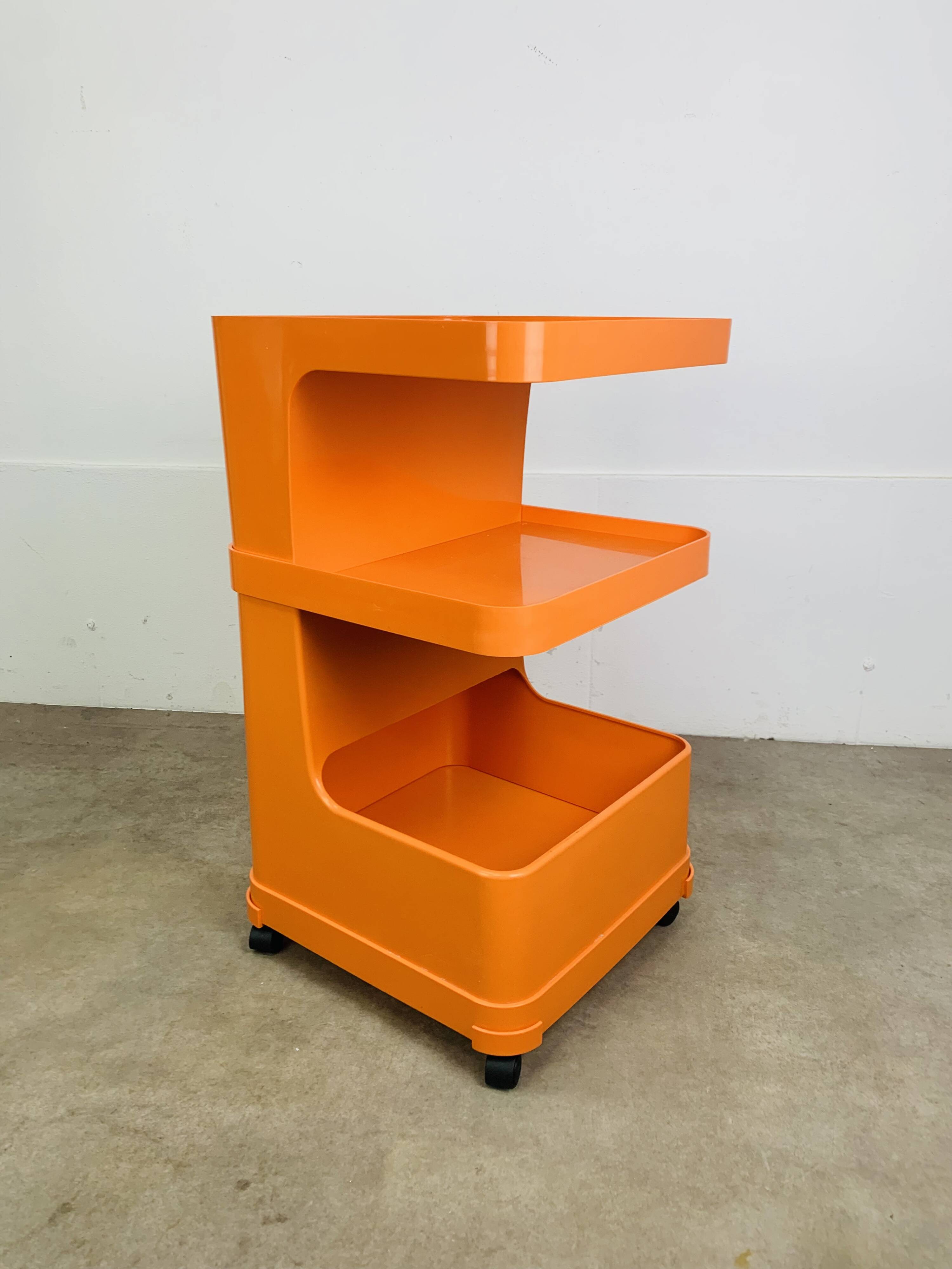Flair dessert for Prisunic in orange plastic, seventies.