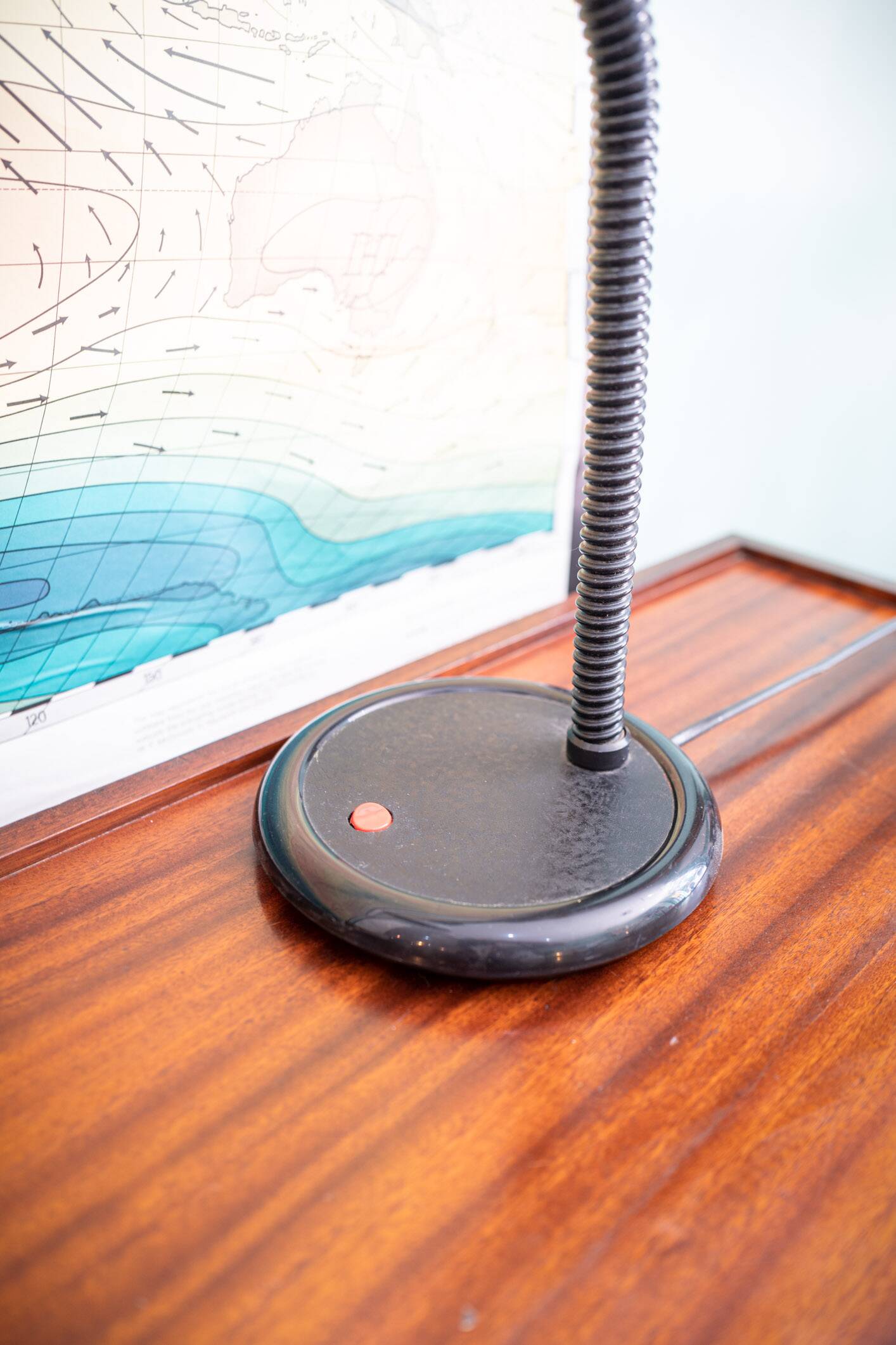 70s Spanish Gooseneck desk lamp in white by Fase