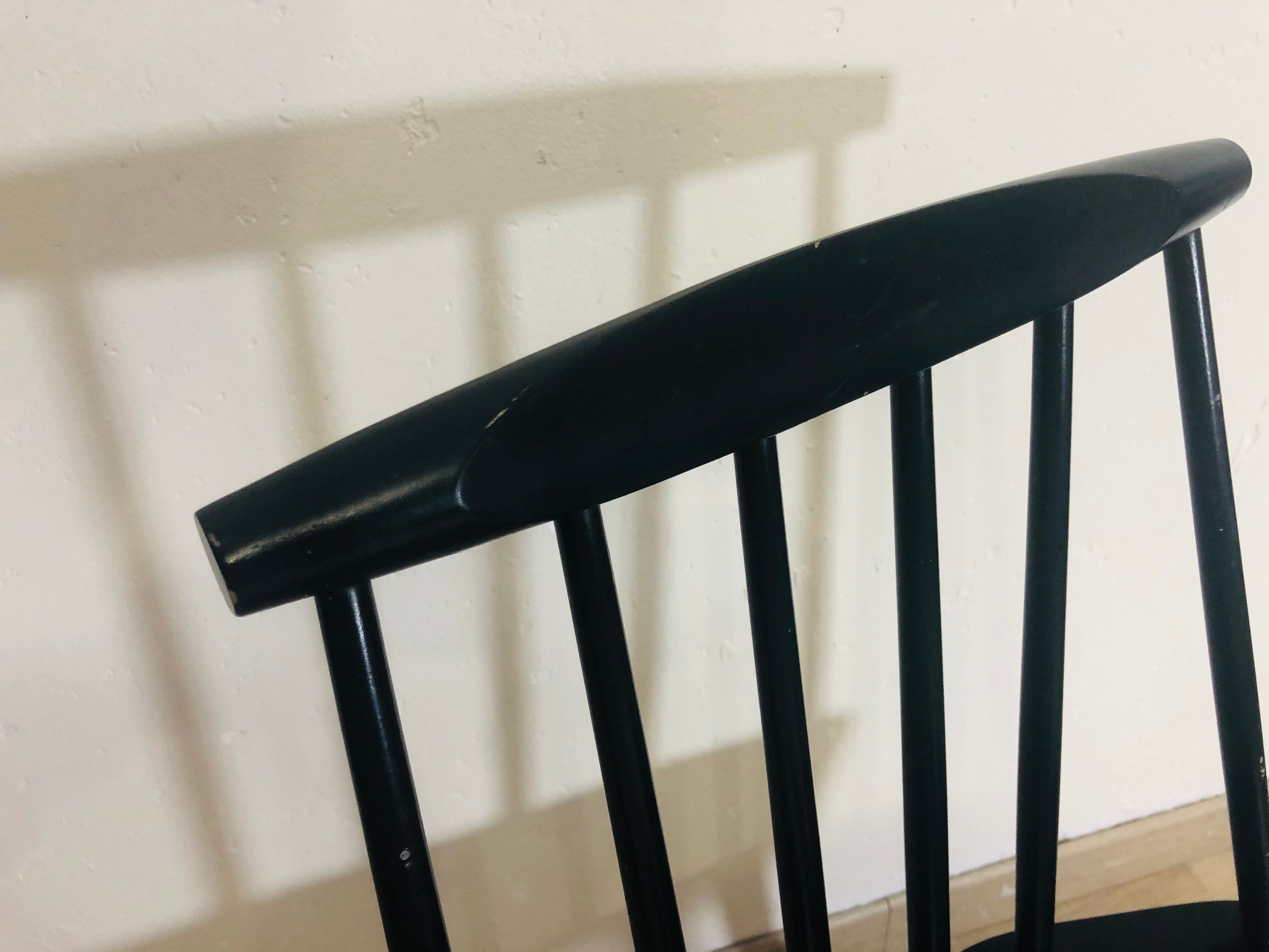 Scandinavian chairs model Stick Back