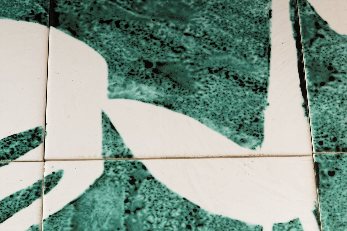 Vintage ceramic coffee table; rooster motif