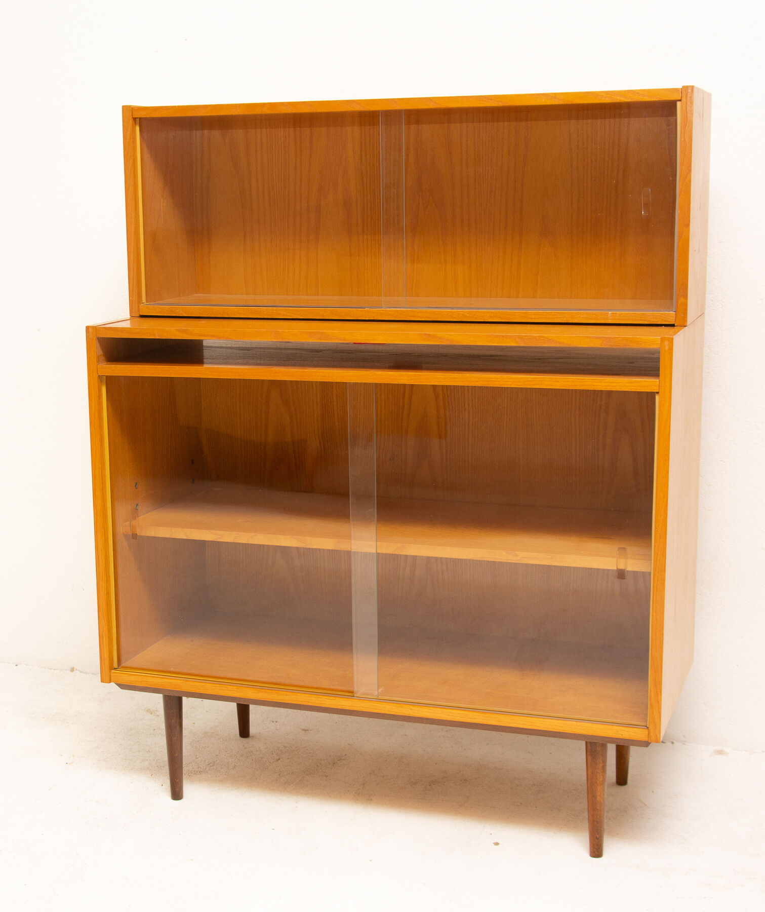 Bookcase ÚP Závody, Czechoslovakia, 1960
