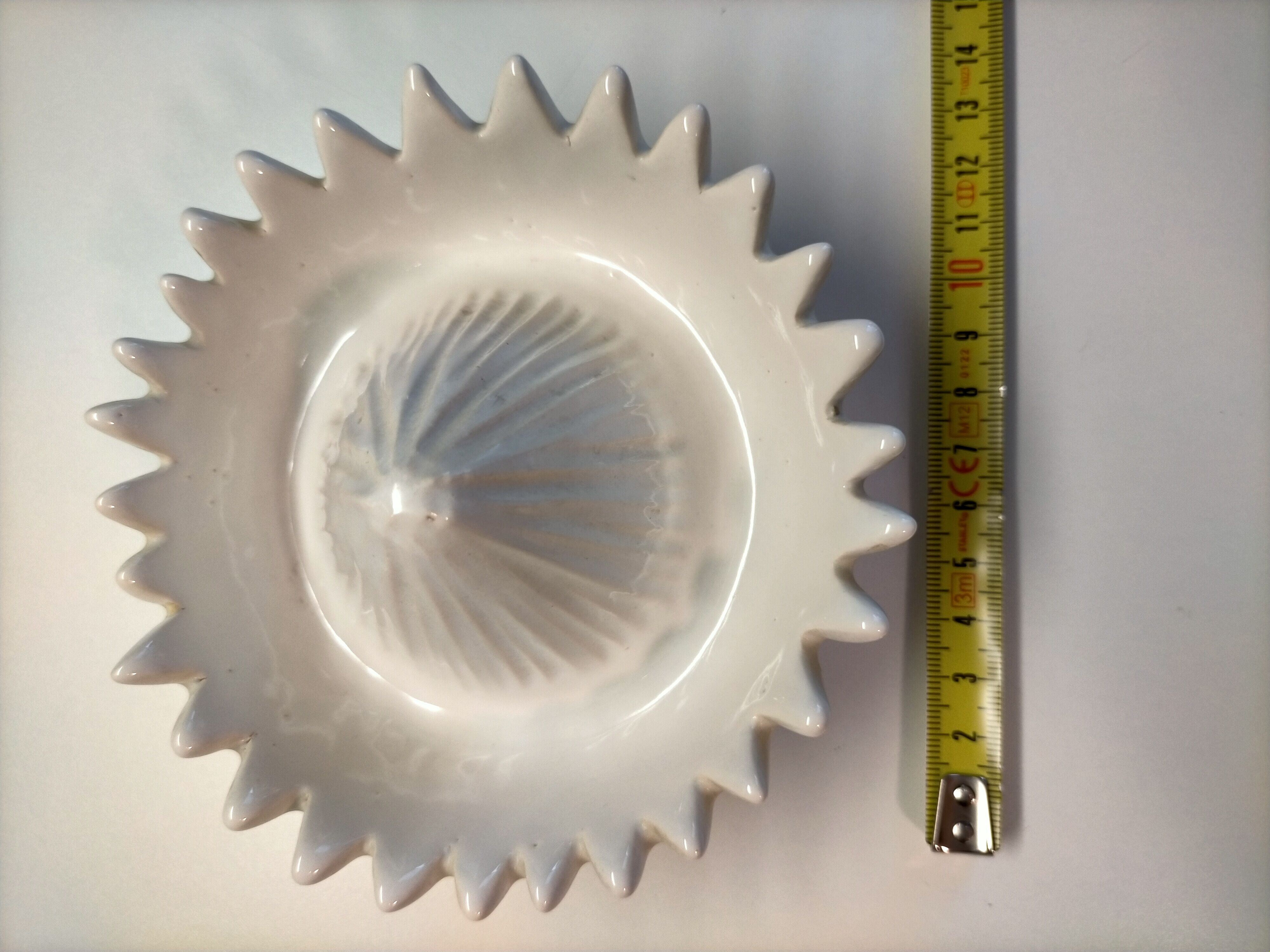 Juice extractor bowl