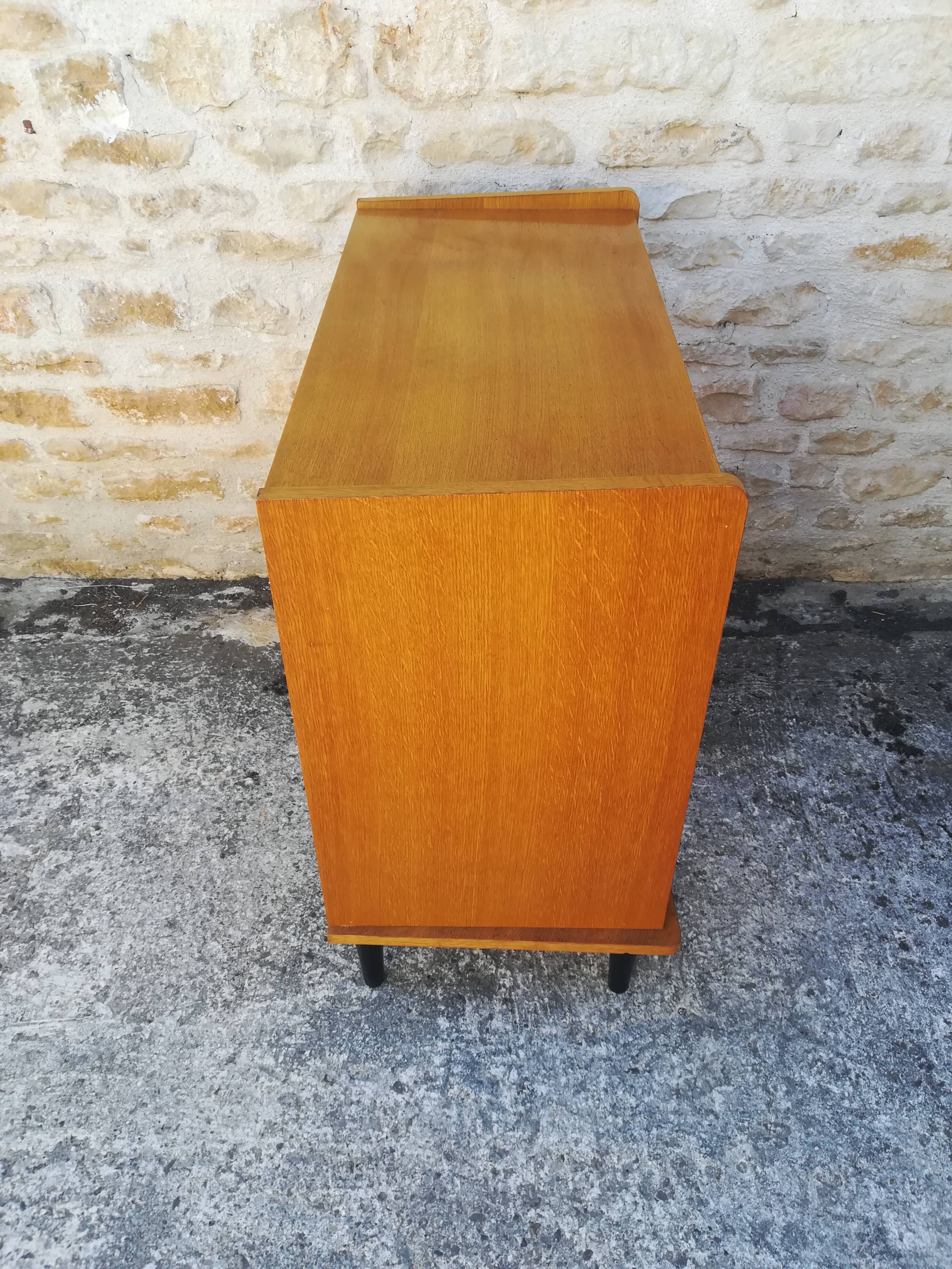 Vintage chest of drawers with four drawers
